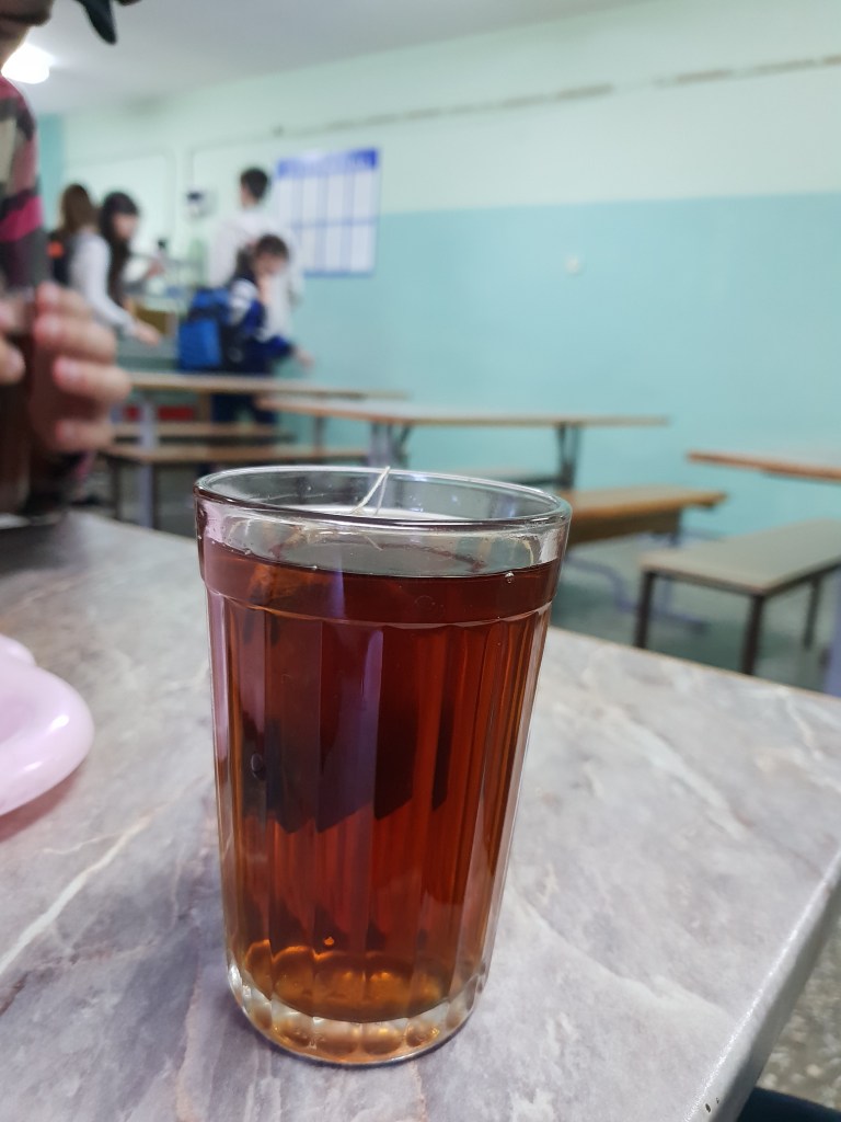 Schulkantine, Schule No. 1, Volzshkiy, Russland